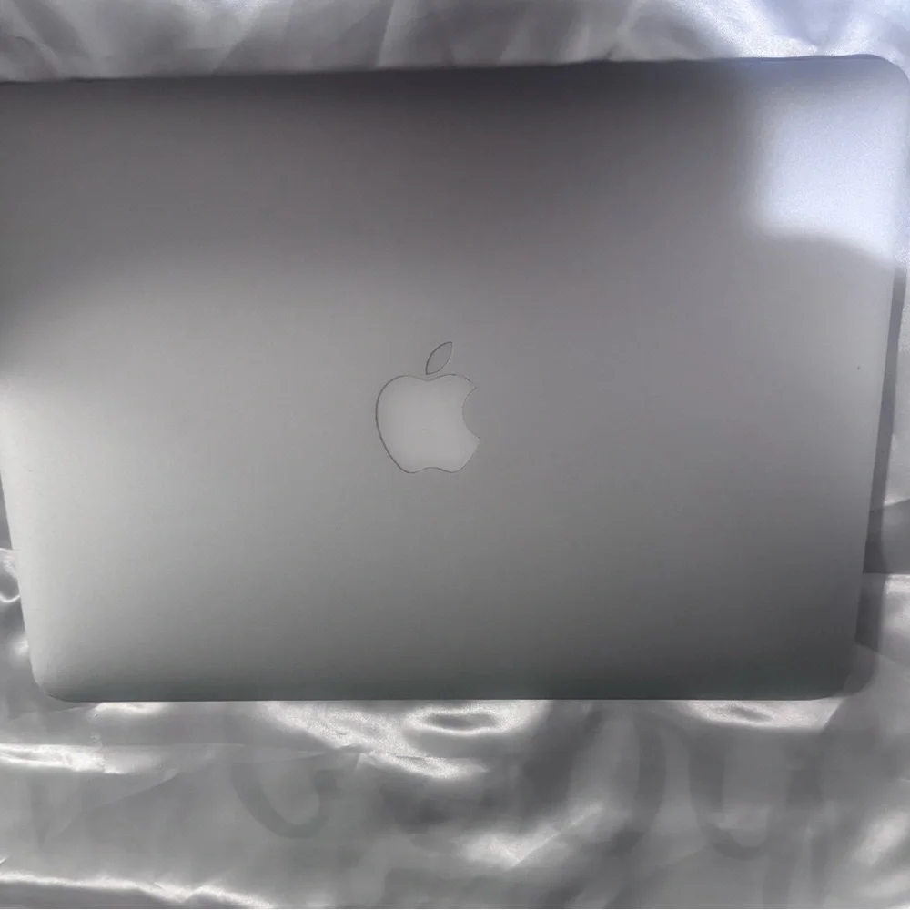 Apple Silver Laptop with Centered Apple Logo